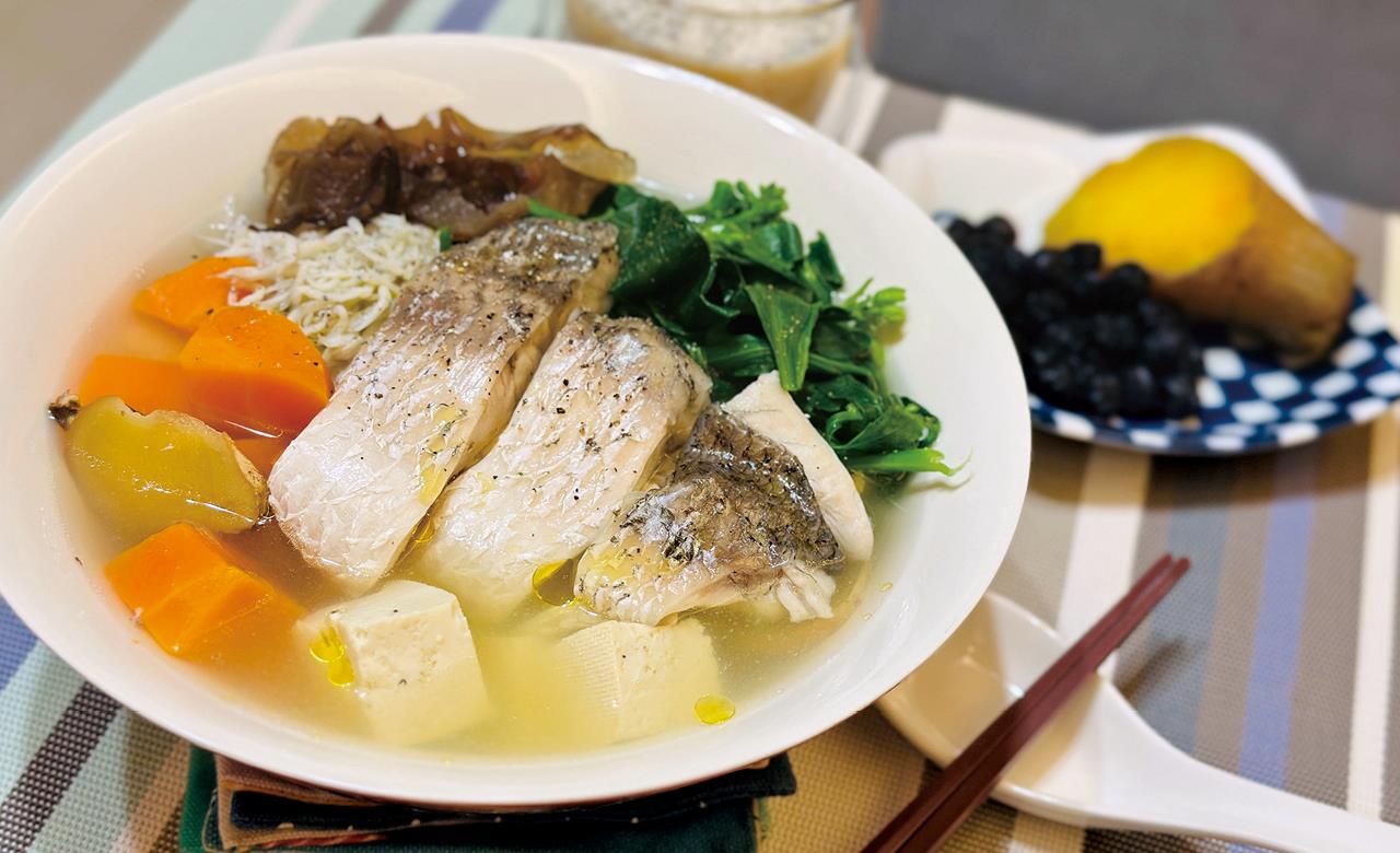 金目鱸魚吻仔魚豆腐湯